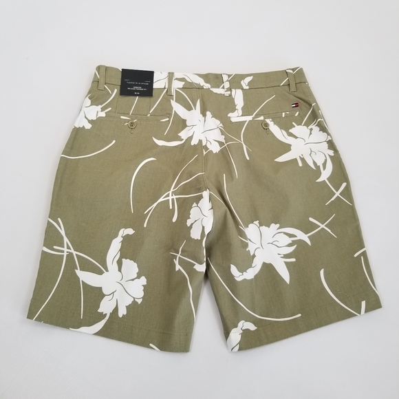 Tommy Hilfiger Harlem Relaxed Tapered Fit Shorts 33 NWT - Picture 3 of 4